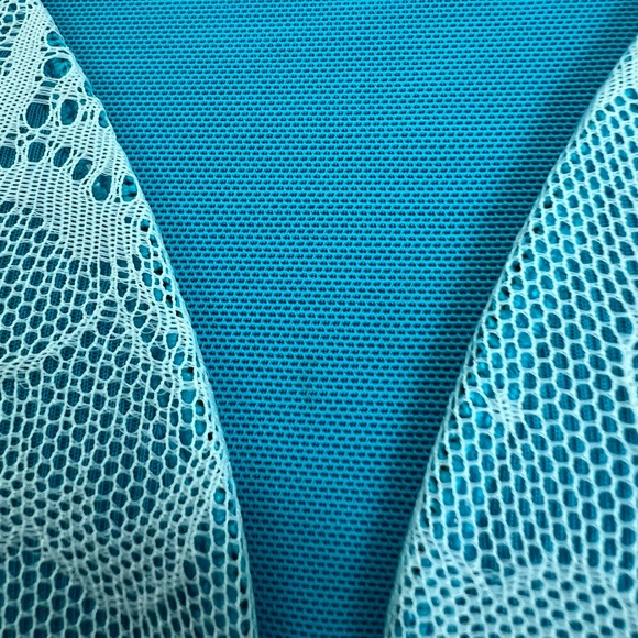 💥2/$15 Cacique turquoise lace & mesh no wire full coverage bra size 32H - Picture 11 of 11